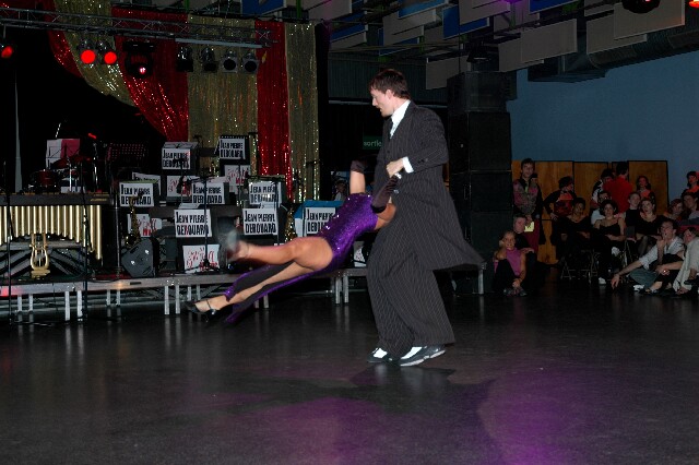 min 2005 11 12 fous swing 074